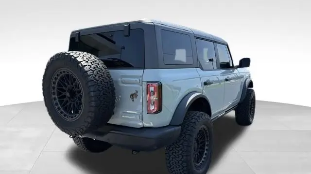 2023 Ford Bronco Base Advanced