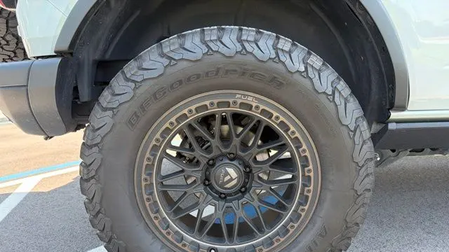 2023 Ford Bronco Base Advanced