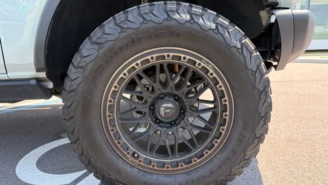 2023 Ford Bronco Base Advanced