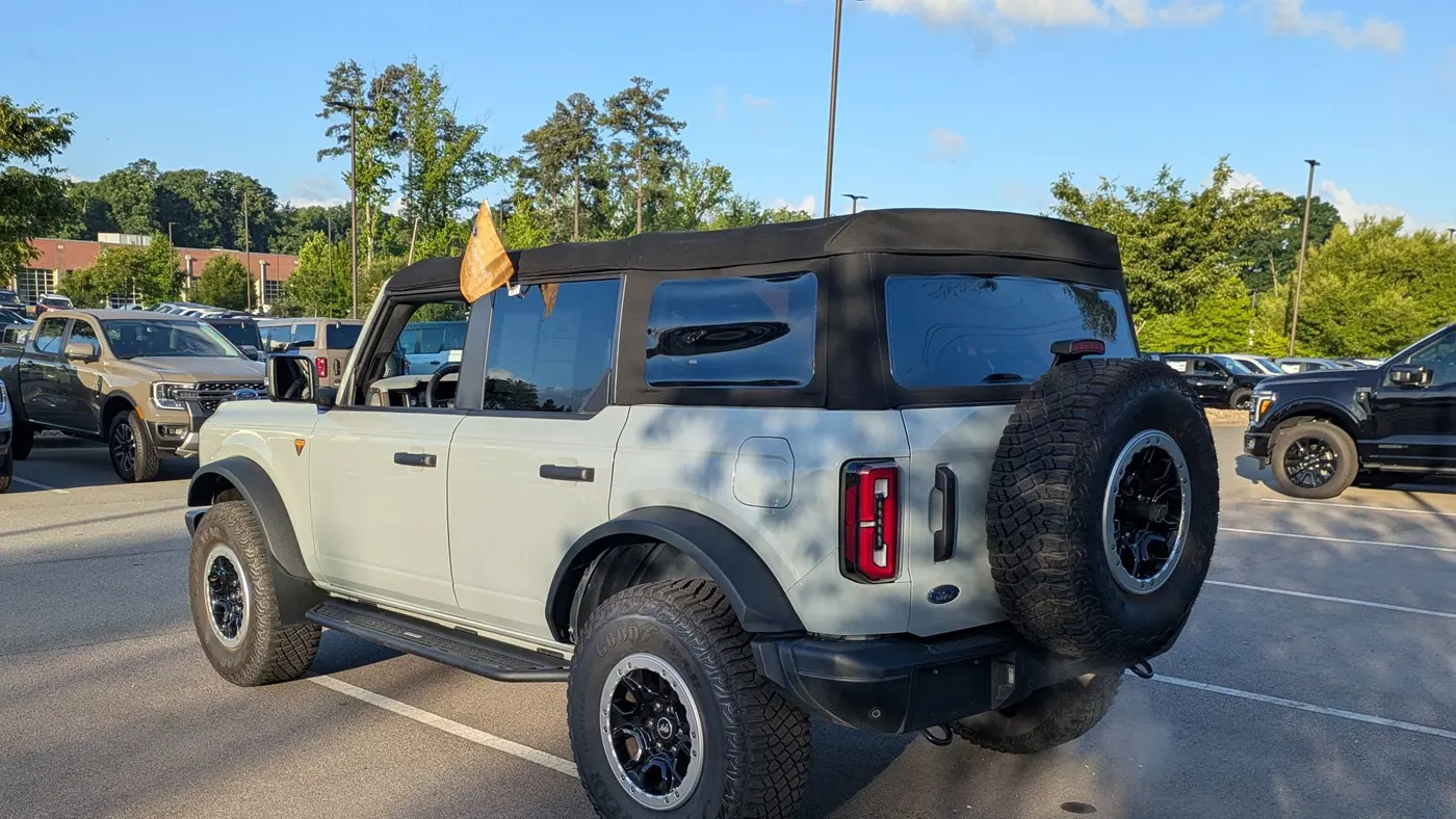 2022 Ford Bronco Base Advanced