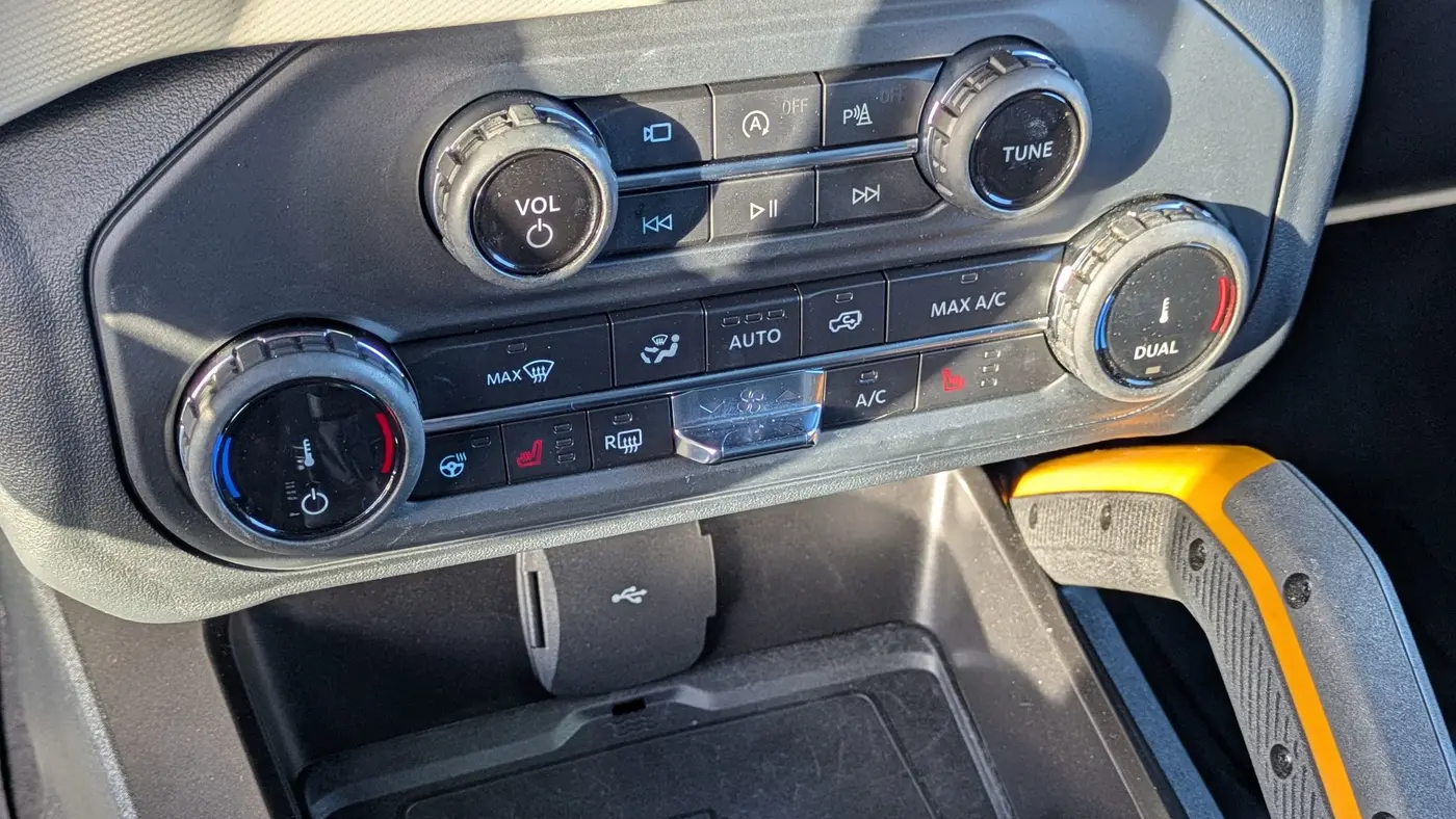 2022 Ford Bronco Base Advanced