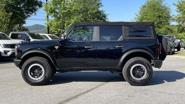 2022 Ford Bronco Badlands Advanced