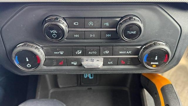 2022 Ford Bronco Base Advanced