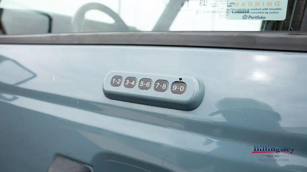 2022 Ford Bronco Base Advanced