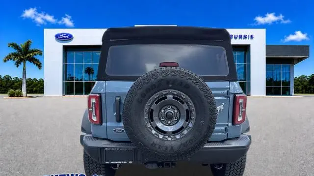2023 Ford Bronco Base Advanced