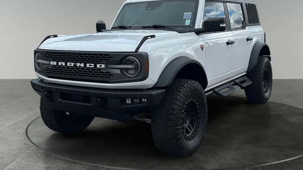 2023 Ford Bronco Base Advanced