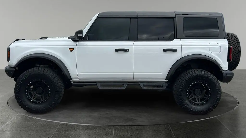 2023 Ford Bronco Base Advanced