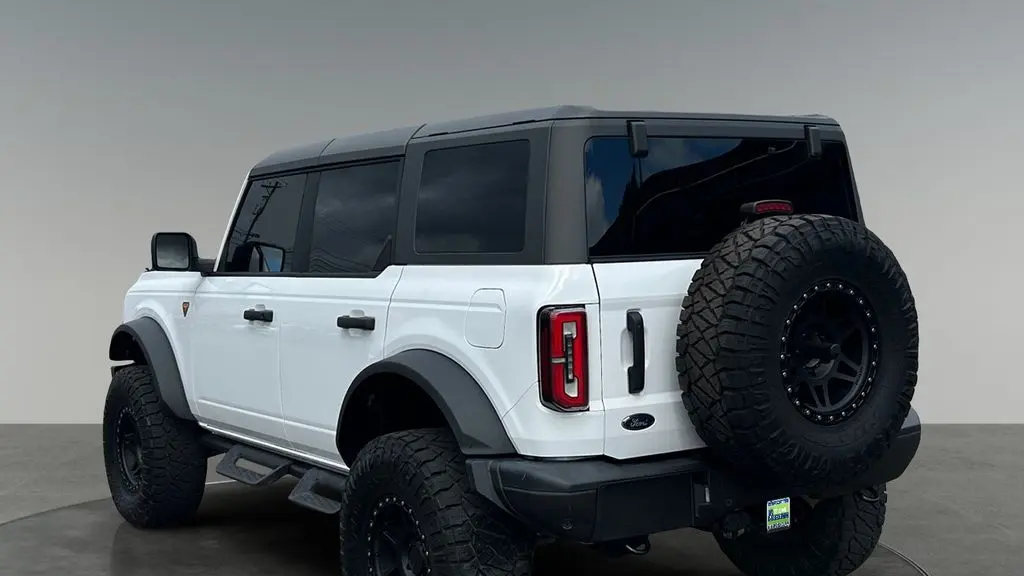 2023 Ford Bronco Base Advanced