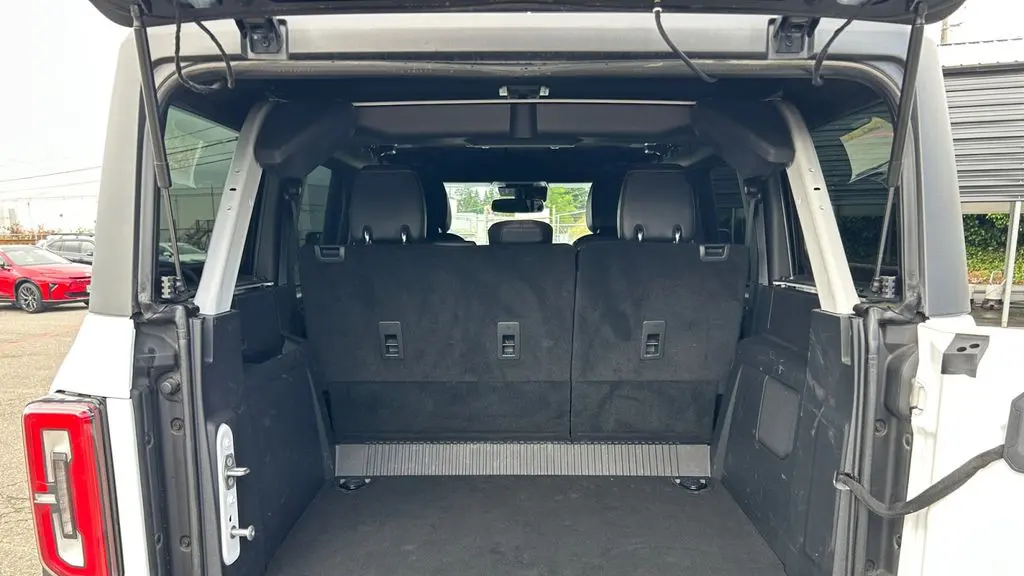 2023 Ford Bronco Base Advanced