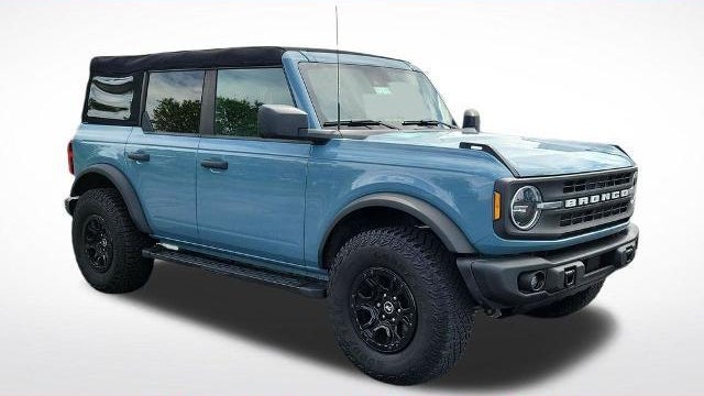 2023 Ford Bronco Base Advanced