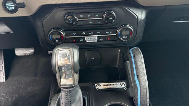 2023 Ford Bronco Base Advanced