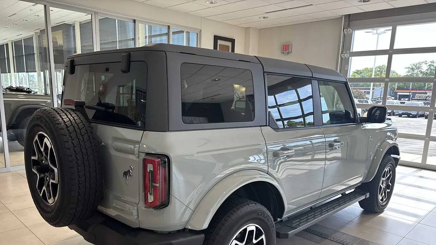 2023 Ford Bronco Badlands Advanced