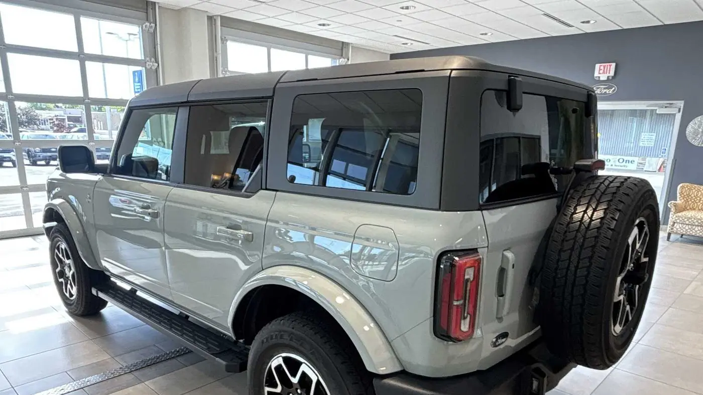 2023 Ford Bronco Badlands Advanced