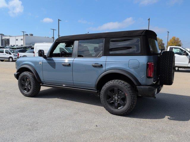 2025 Ford Bronco - $41,942