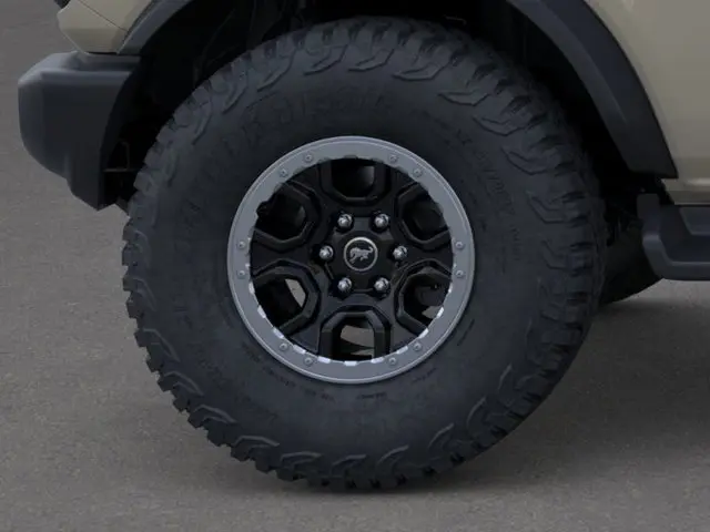 2025 Ford Bronco - $46,001