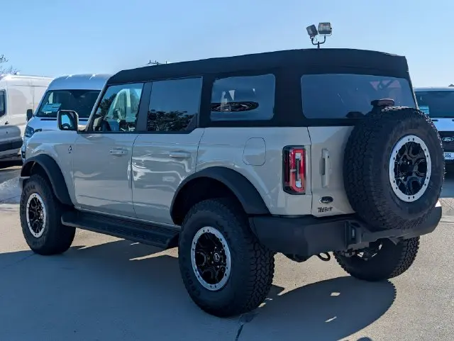 2025 Ford Bronco - $46,001