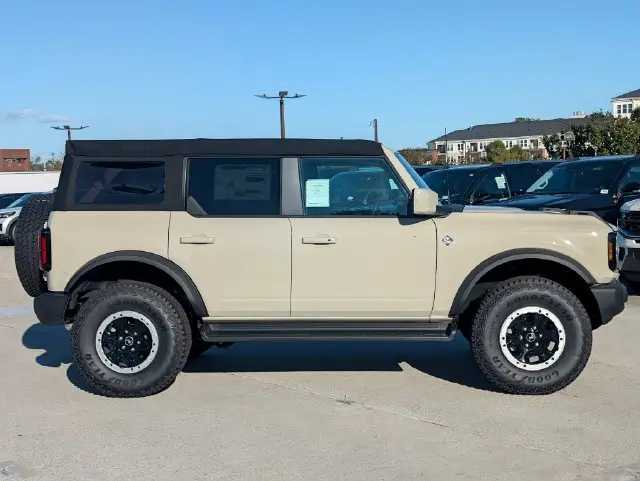 2025 Ford Bronco - $46,001