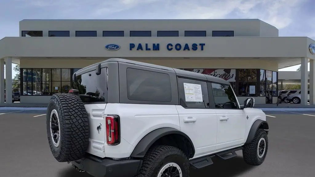 2024 Ford Bronco Outer Banks