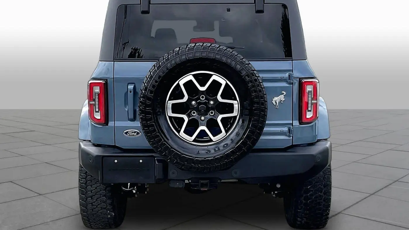 2024 Ford Bronco Outer Banks