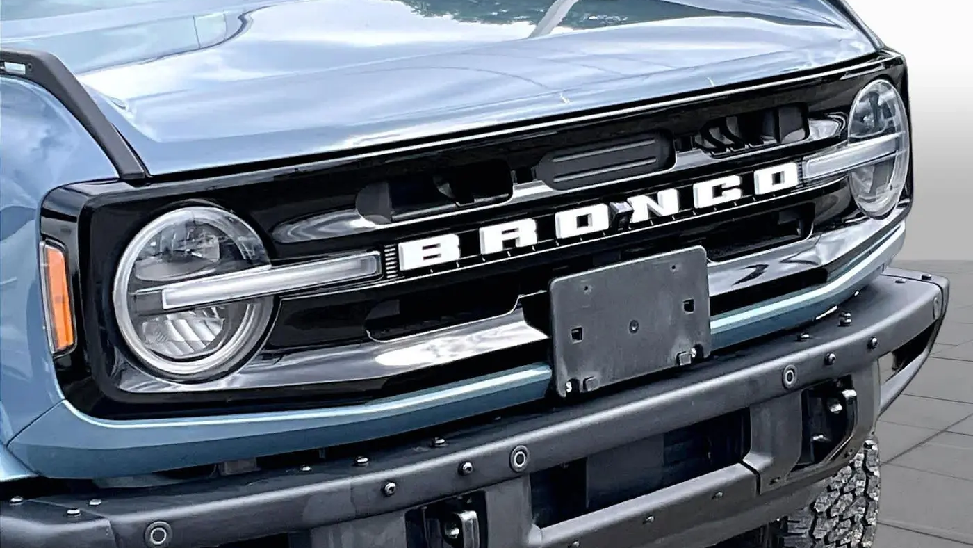 2024 Ford Bronco Outer Banks