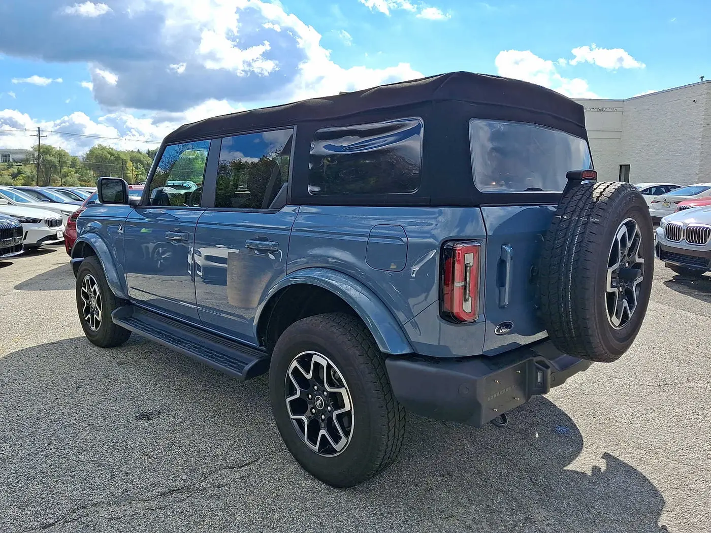 2025 Ford Bronco - $48,977