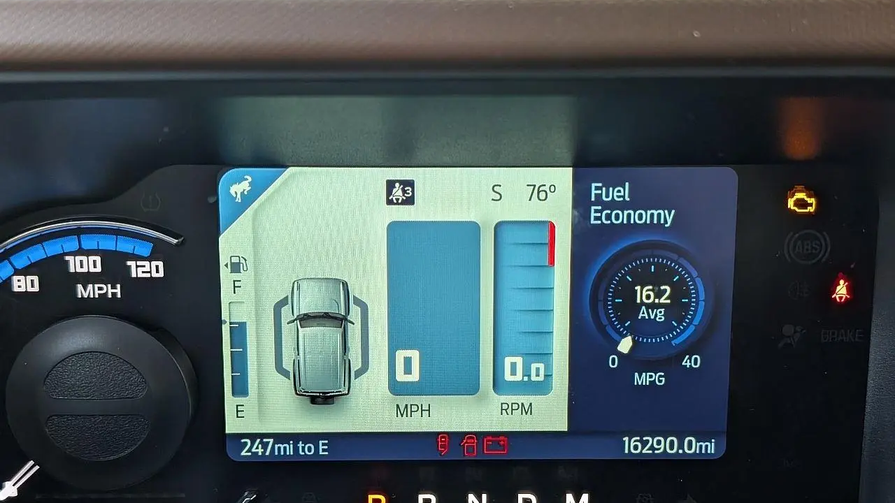 2024 Ford Bronco Outer Banks