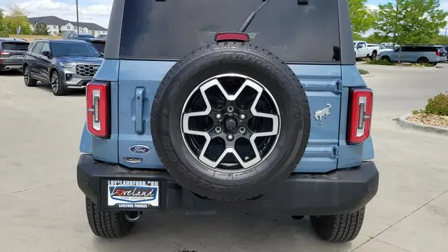 2025 Ford Bronco Outer Banks