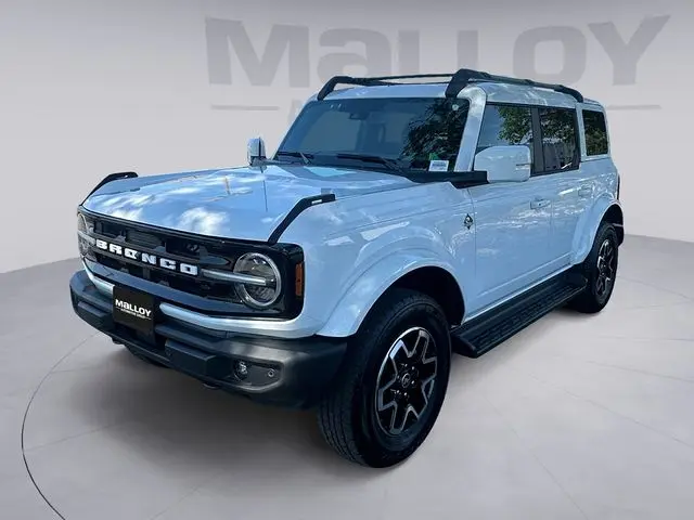 2025 Ford Bronco - $48,700