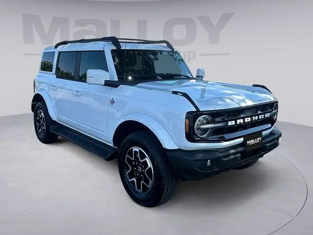 2025 Ford Bronco - $48,700