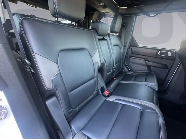 2025 Ford Bronco - $48,700
