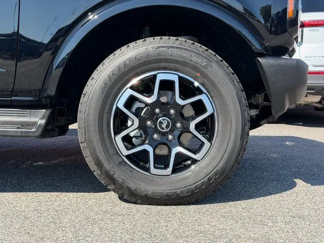 2026 Ford Bronco - $49,600