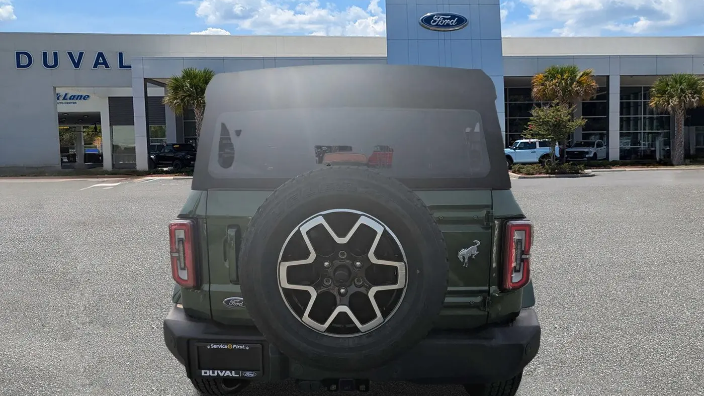 2024 Ford Bronco Outer Banks