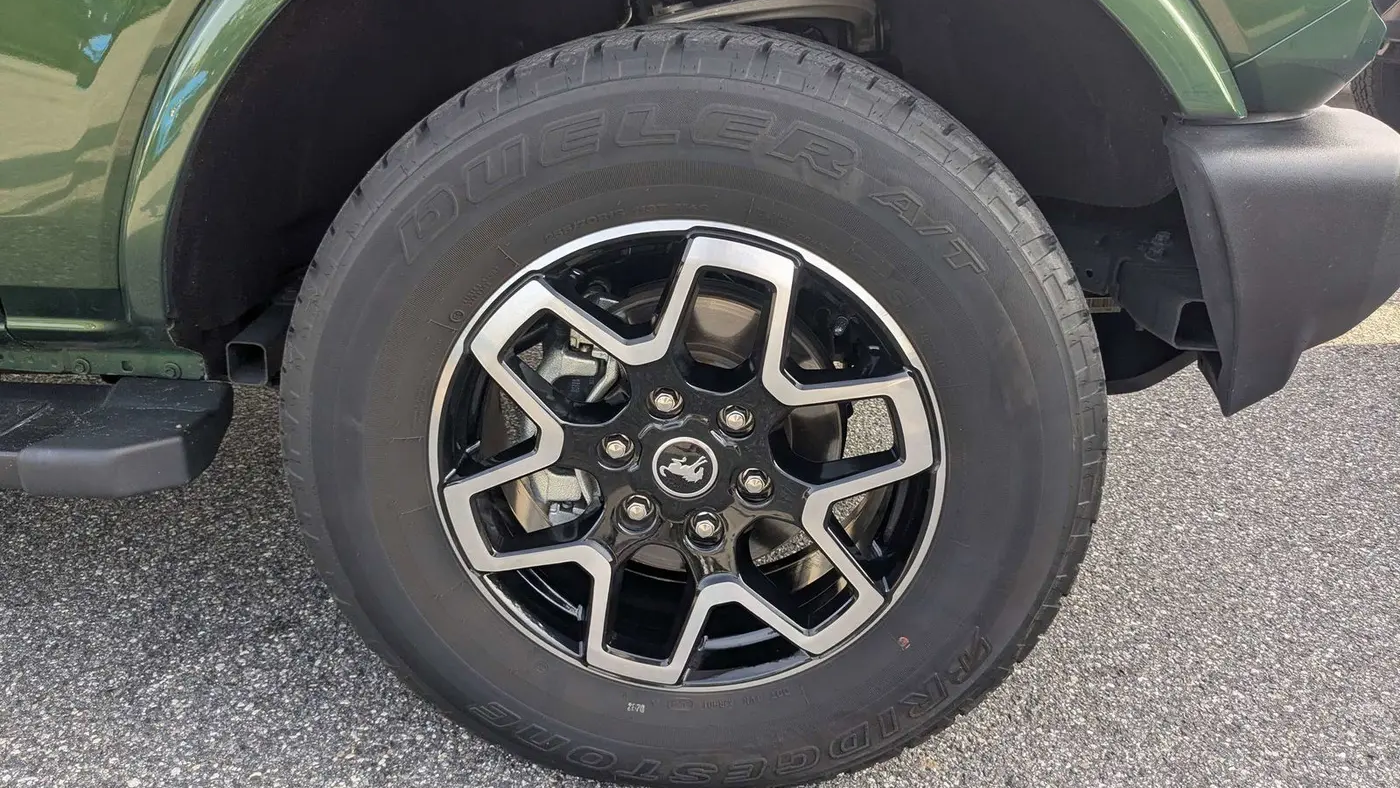 2024 Ford Bronco Outer Banks
