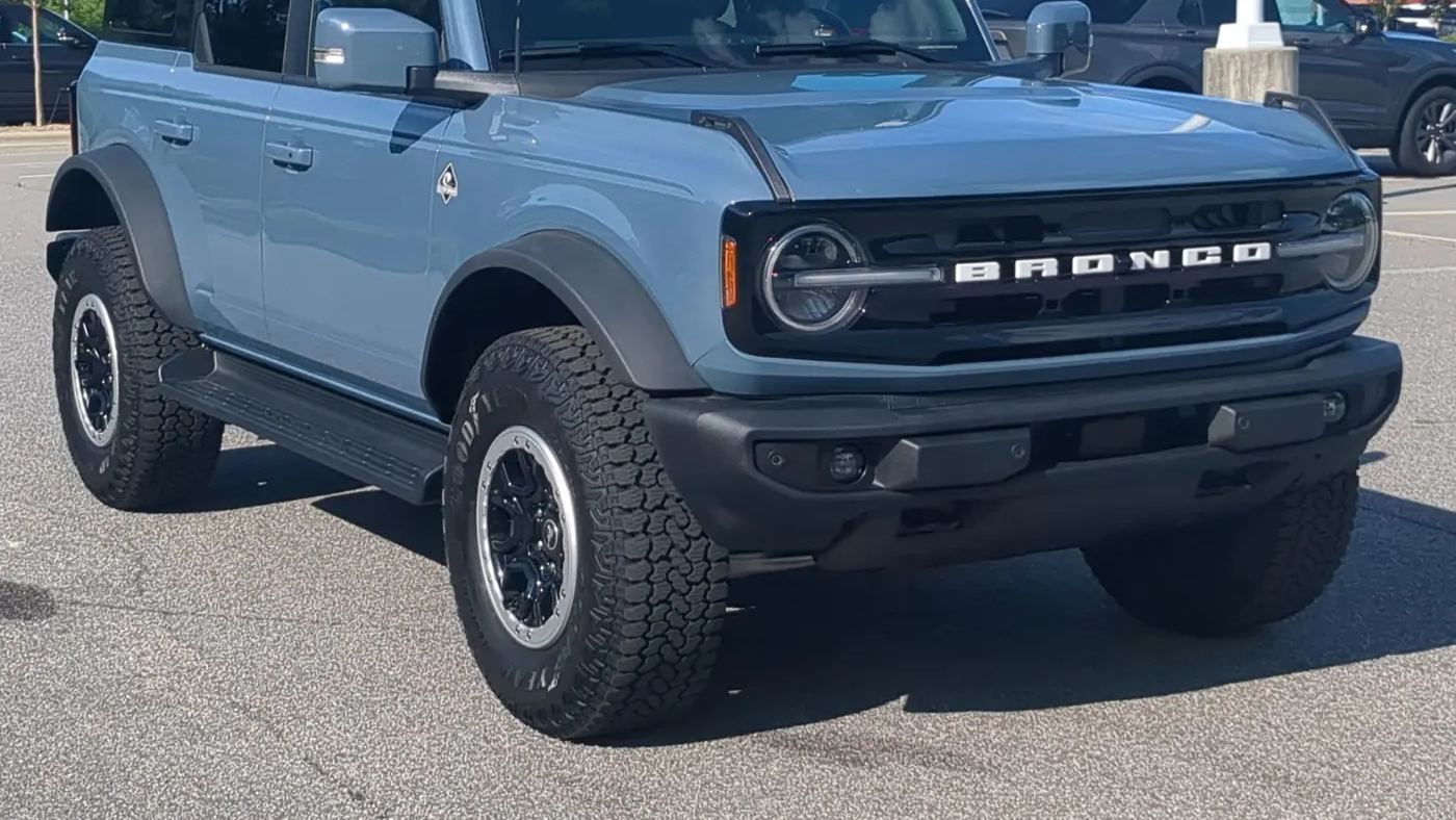 Preowned 2025 Ford Bronco Outer Banks for Sale