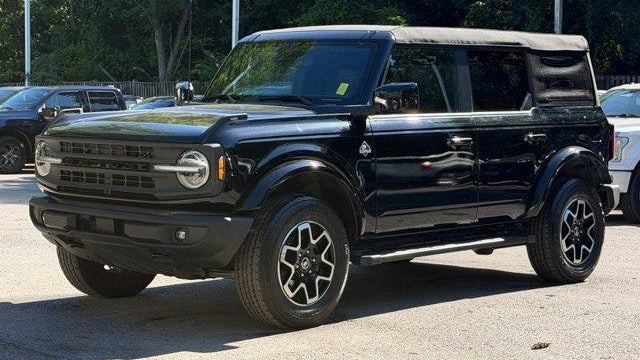 2024 Ford Bronco Outer Banks