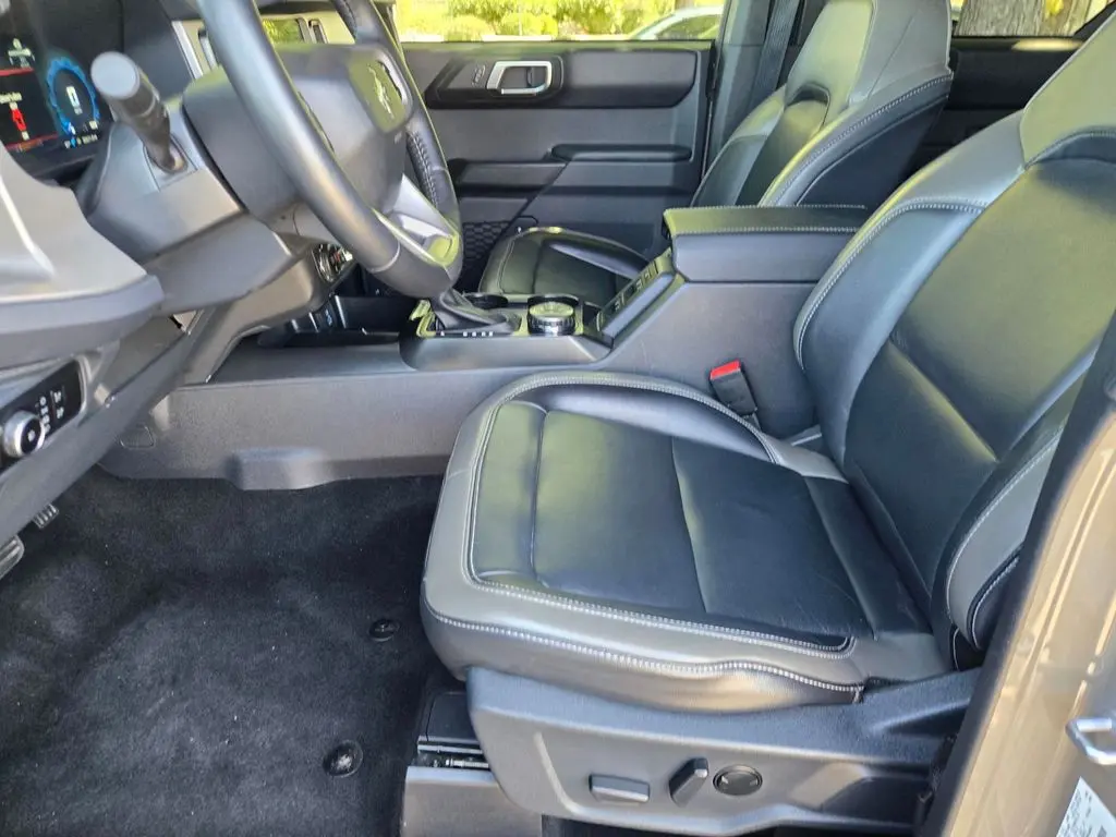 2025 Ford Bronco - $42,898