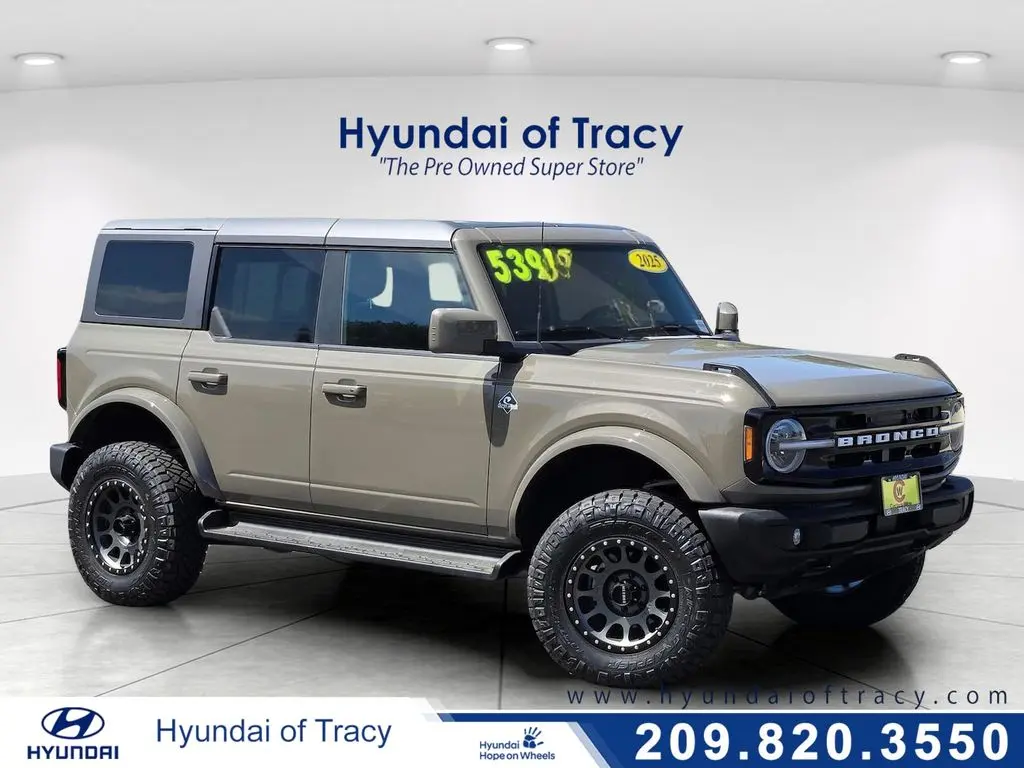 2025 Ford Bronco - $42,898