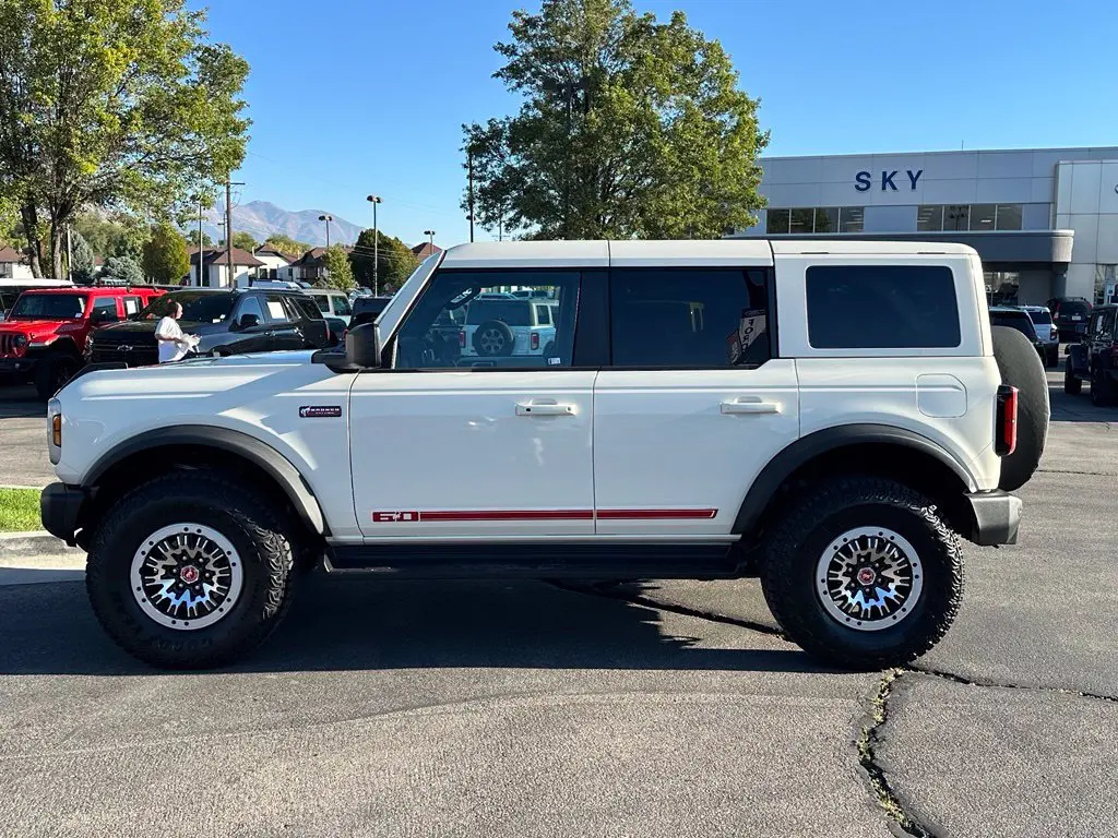 2026 Ford Bronco - $65,092