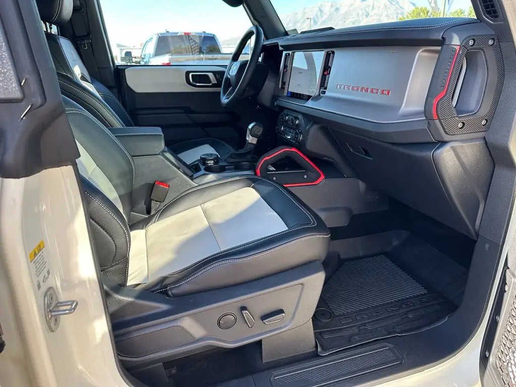 2026 Ford Bronco - $65,092