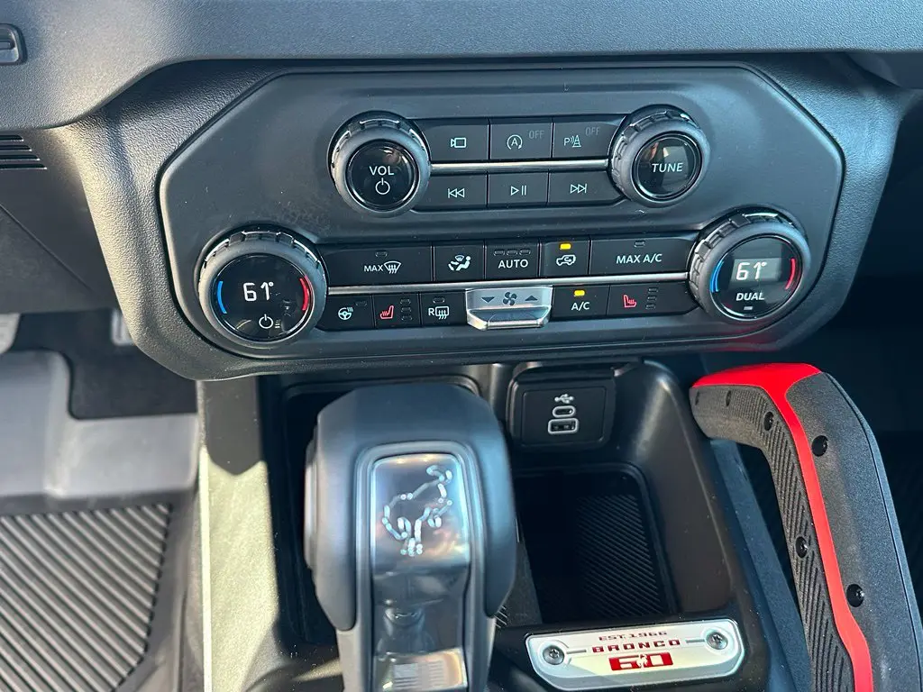 2026 Ford Bronco - $65,092