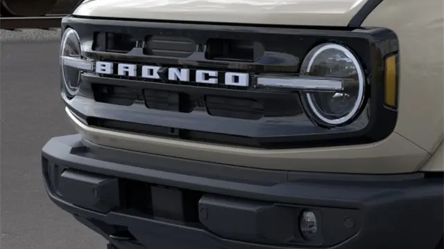 2025 Ford Bronco Outer Banks