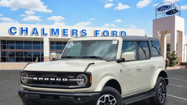2025 Ford Bronco Outer Banks
