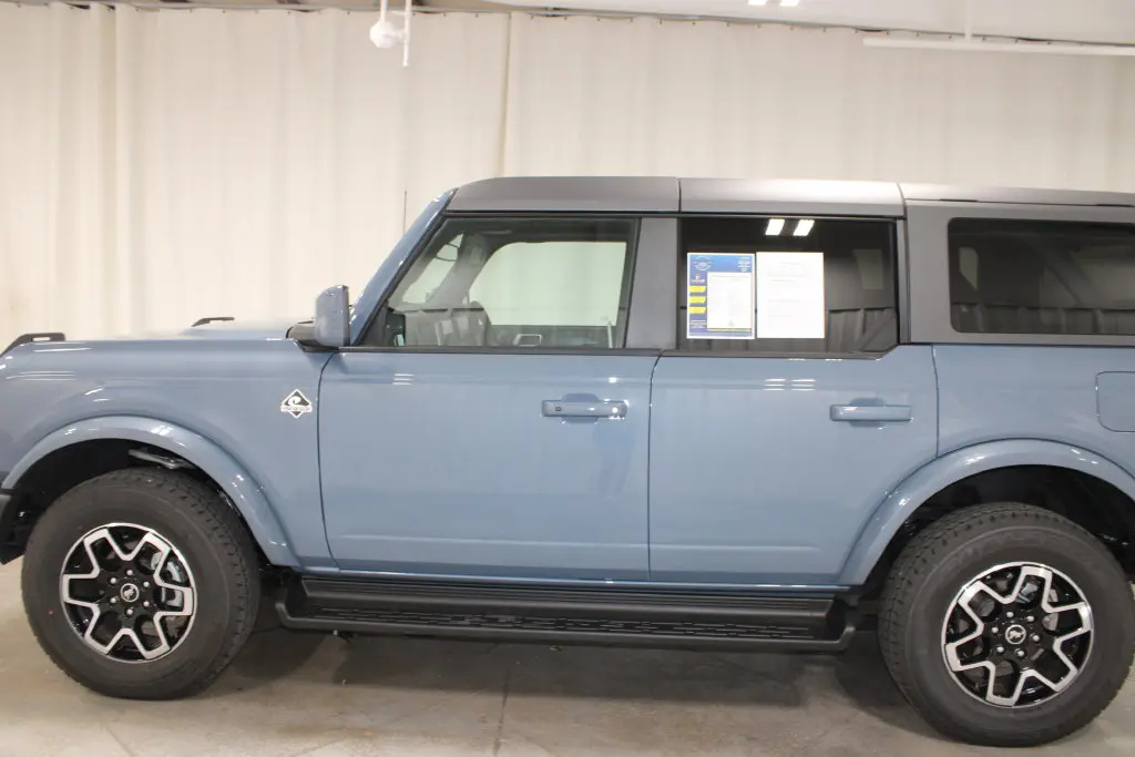 2025 Ford Bronco - $48,188