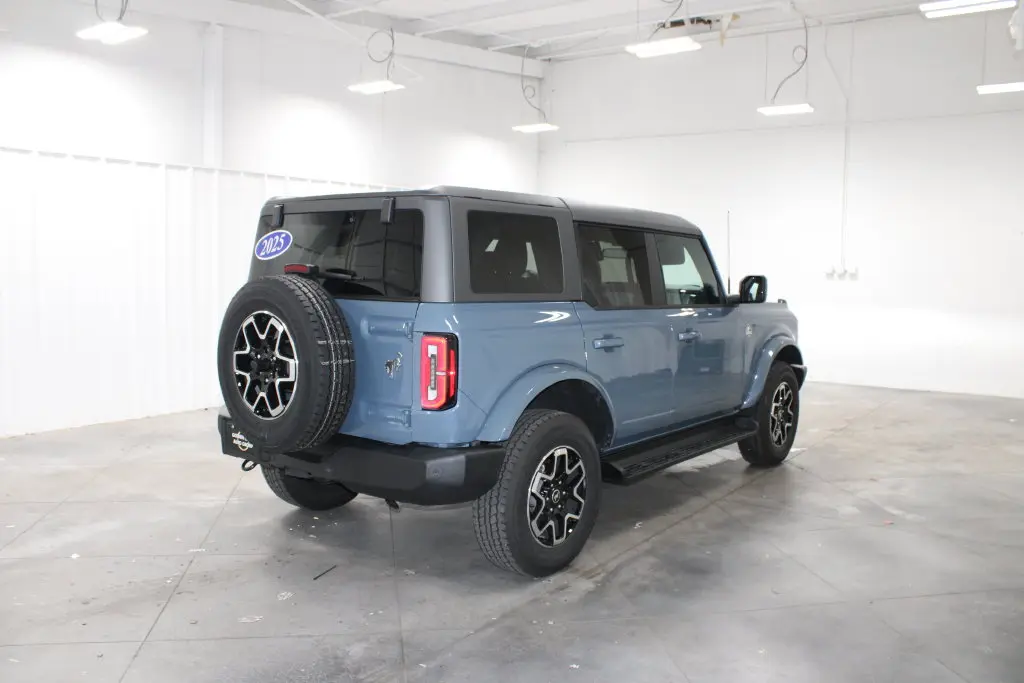 2025 Ford Bronco - $48,188