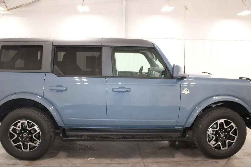 2025 Ford Bronco - $48,188