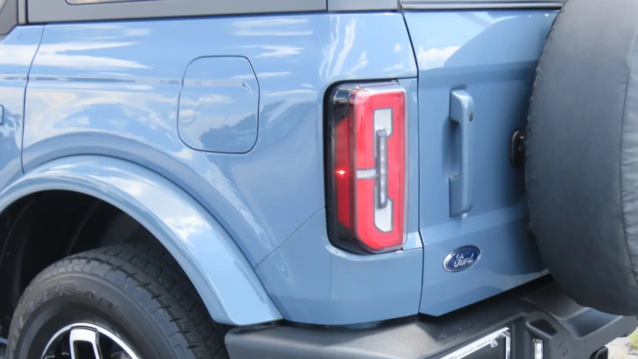 2024 Ford Bronco Outer Banks