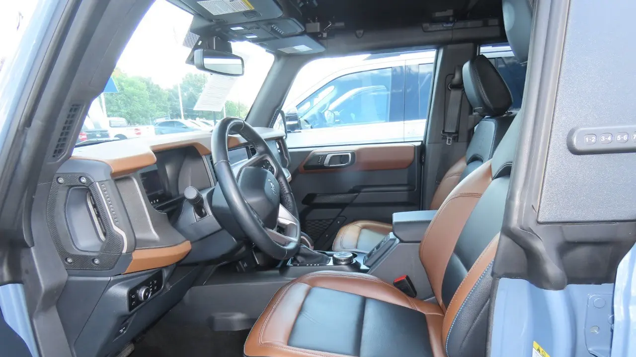 2024 Ford Bronco Outer Banks