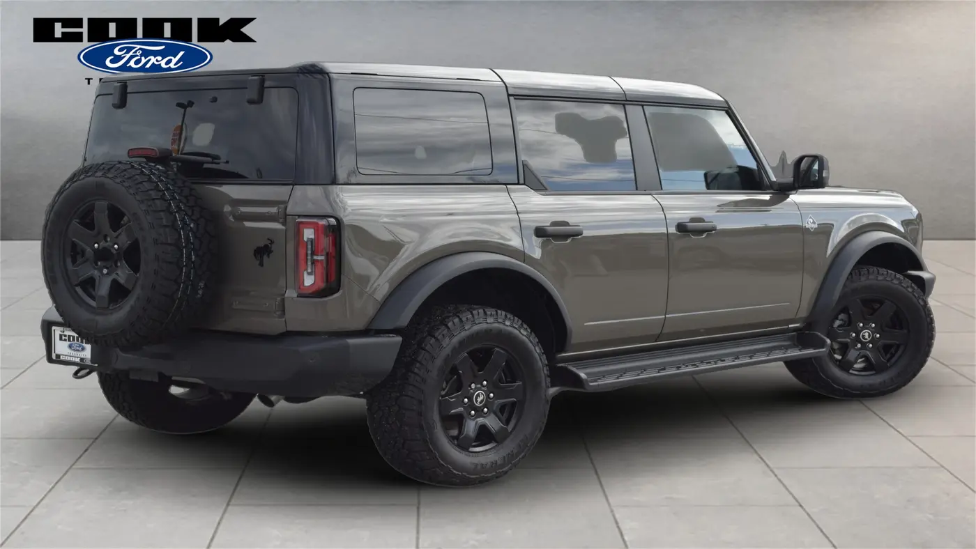 2025 Ford Bronco Outer Banks