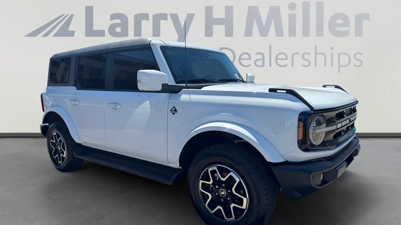 2025 Ford Bronco Outer Banks