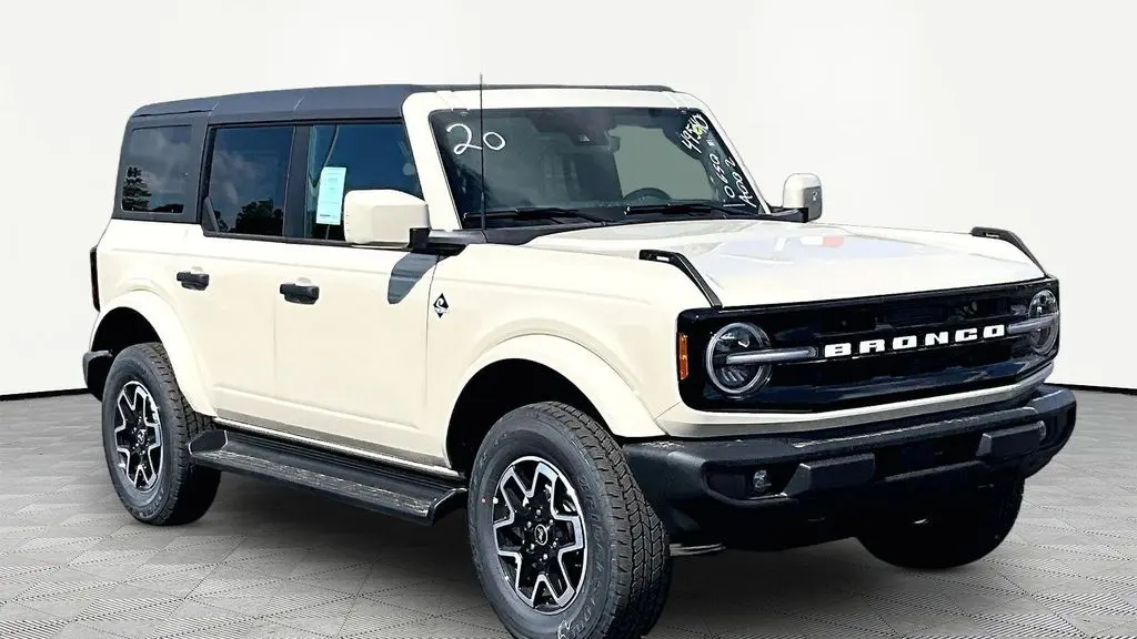 Preowned 2026 Ford Bronco Outer Banks for Sale